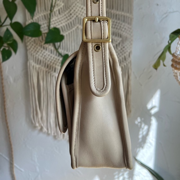 Authentic Vintage Coach Rambler’s Legacy 9061 Bone Leather Crossbody Bag USA - Picture 8 of 16
